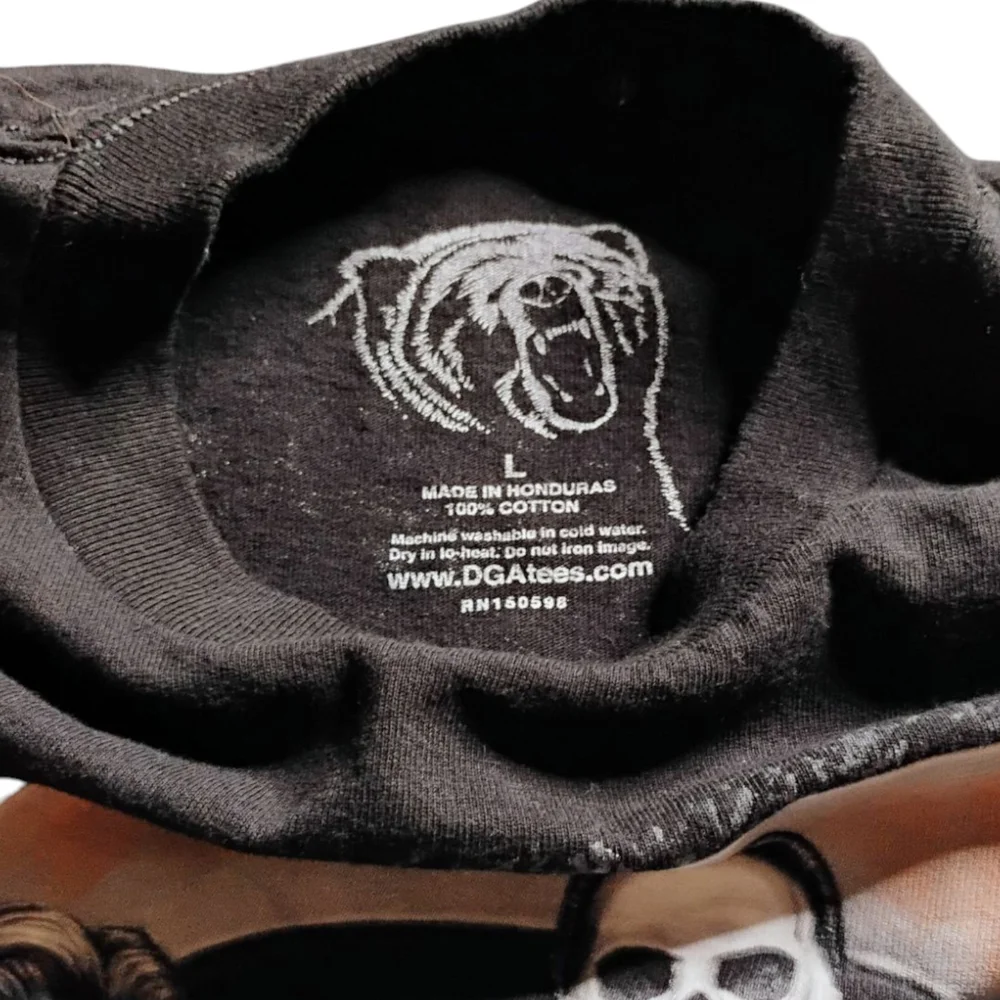 Men's Size Large Graphic T-Shirt Vatos Locos Forever DGA Mexican Skulls BLACK - Picture 5 of 8